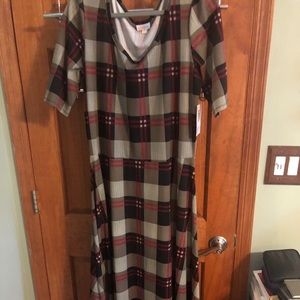 Beautiful plaid LuLaRoe Ana Dress in 3xL